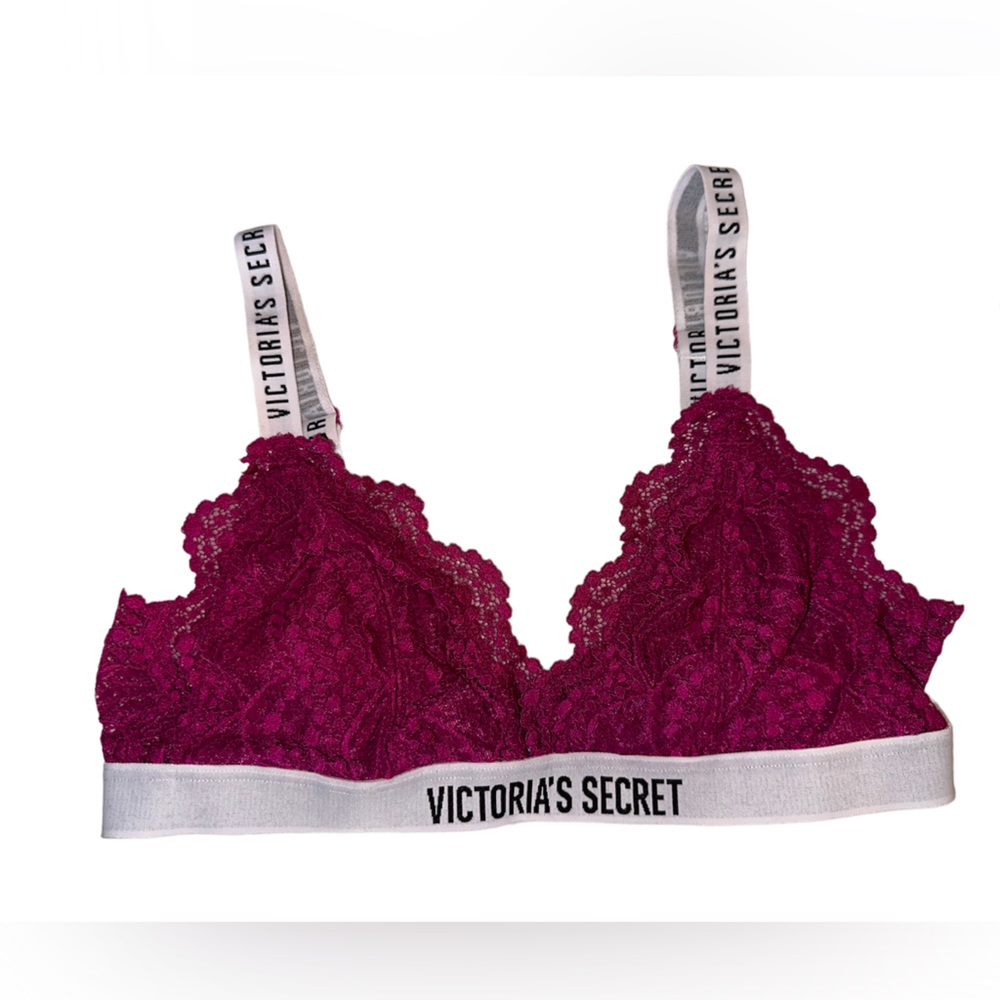 Victoria’s Secret lace bralette